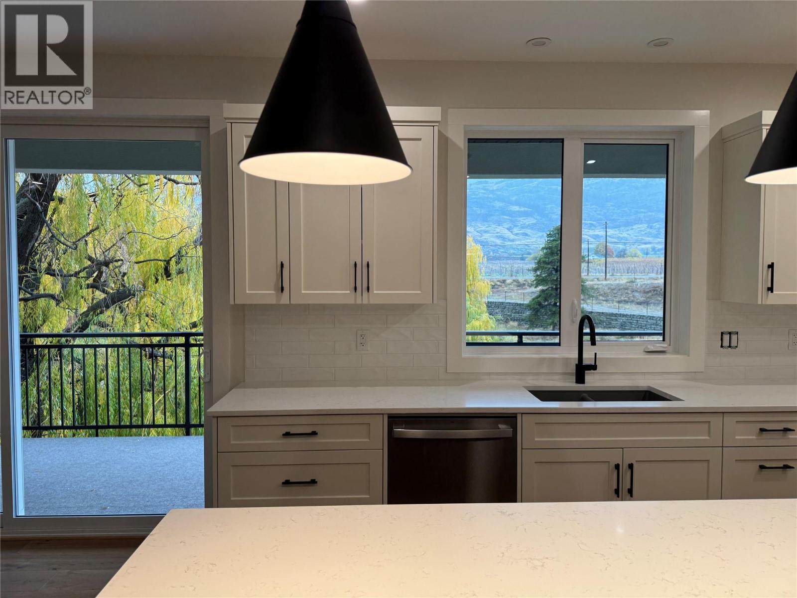 3620 Lobelia Drive, Osoyoos, British Columbia  V0H 1V1 - Photo 9 - 10386998