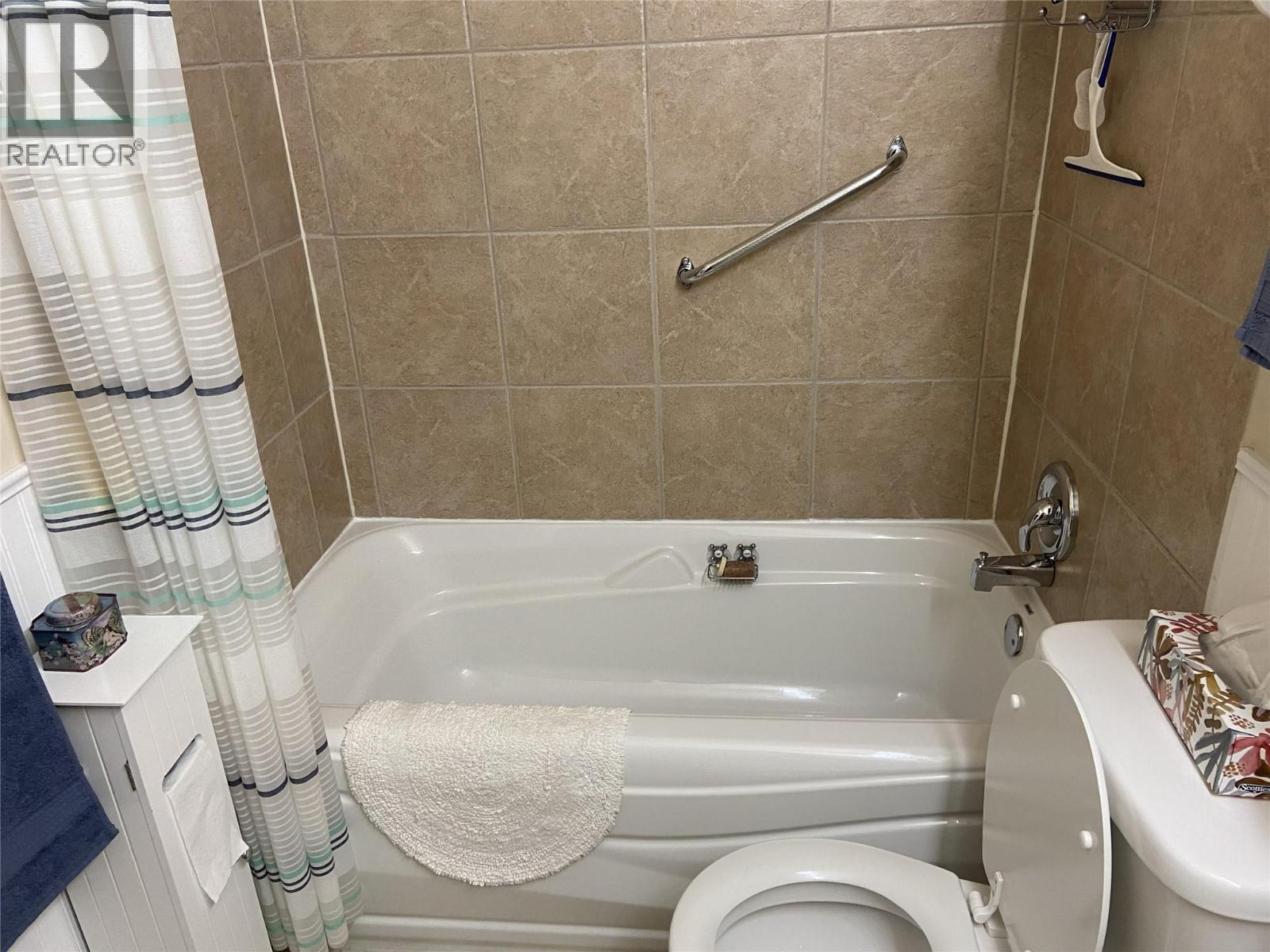 7372 Donaldson Drive, Grand Forks, British Columbia  V0H 1H0 - Photo 14 - 10386964