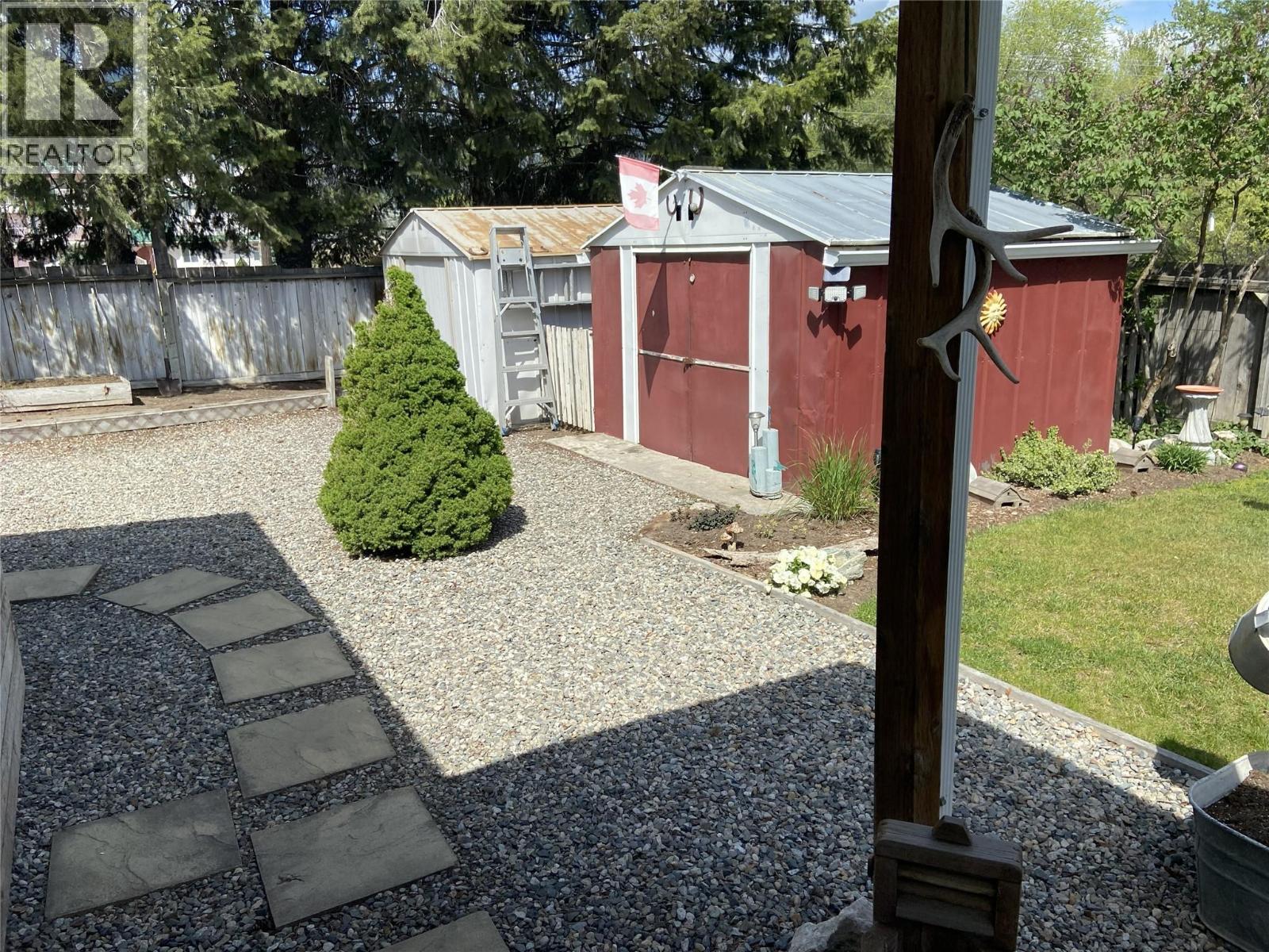 7372 Donaldson Drive, Grand Forks, British Columbia  V0H 1H0 - Photo 23 - 10386964