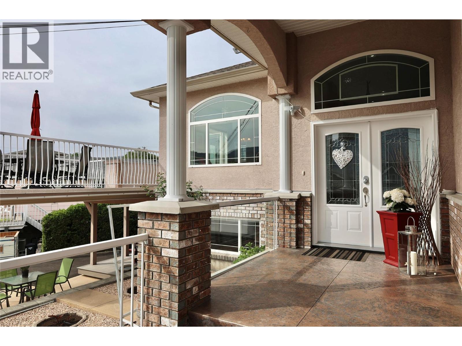 18 Magnolia Place, Osoyoos, British Columbia  V0H 1V1 - Photo 3 - 10386669