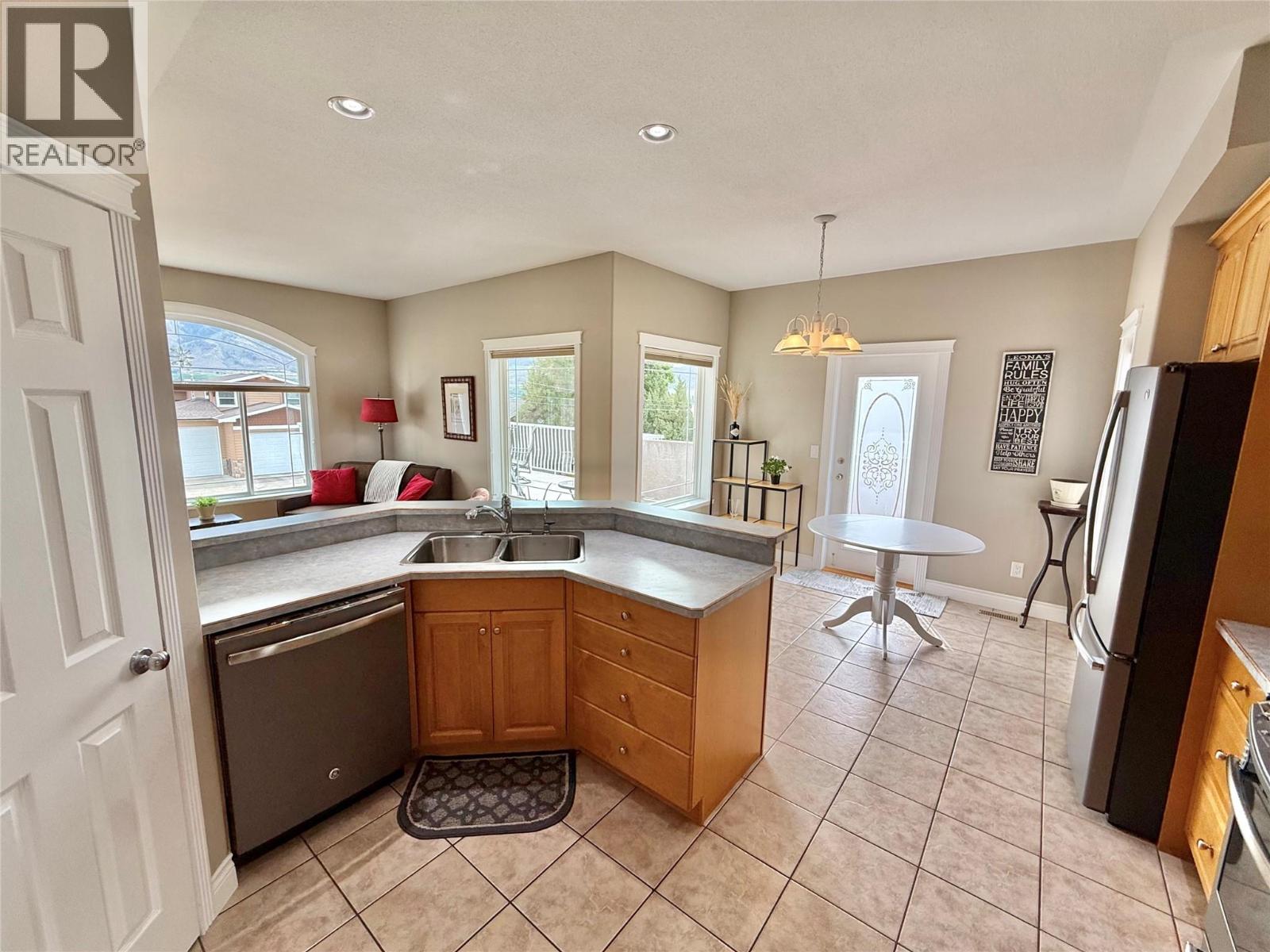 18 Magnolia Place, Osoyoos, British Columbia  V0H 1V1 - Photo 32 - 10386669