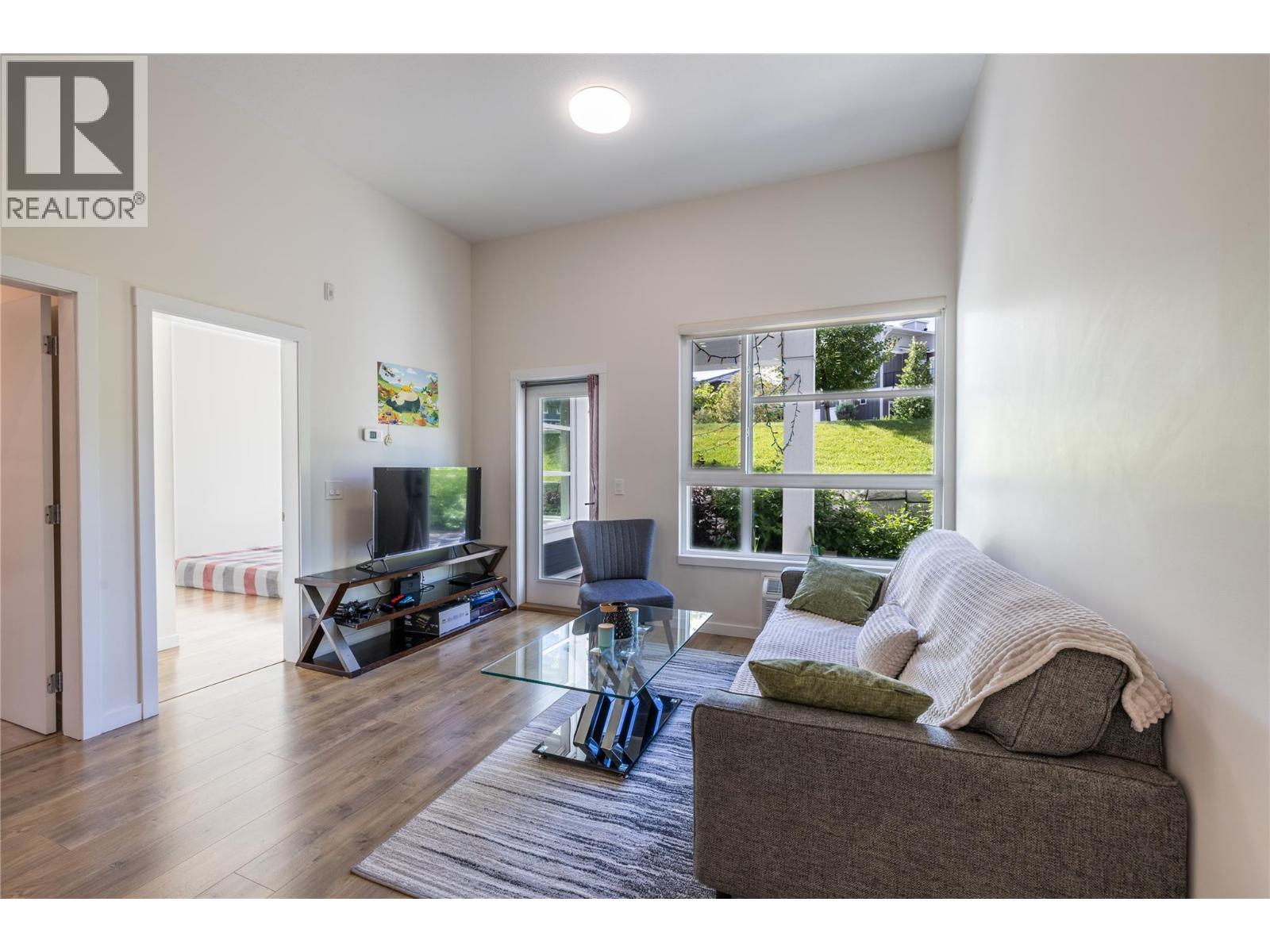 1880 Hugh Allan Drive Unit# 107, Kamloops, British Columbia  V1S 0E8 - Photo 4 - 10386626