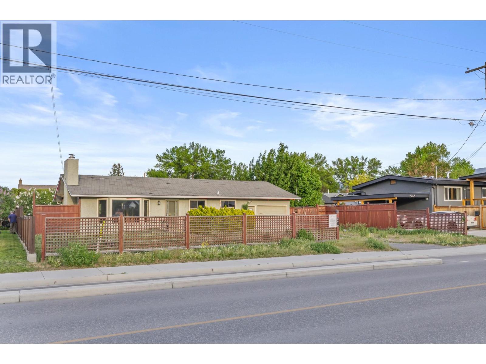 2429 Ethel Street, Kelowna, British Columbia  V1Y 3A4 - Photo 24 - 10385023