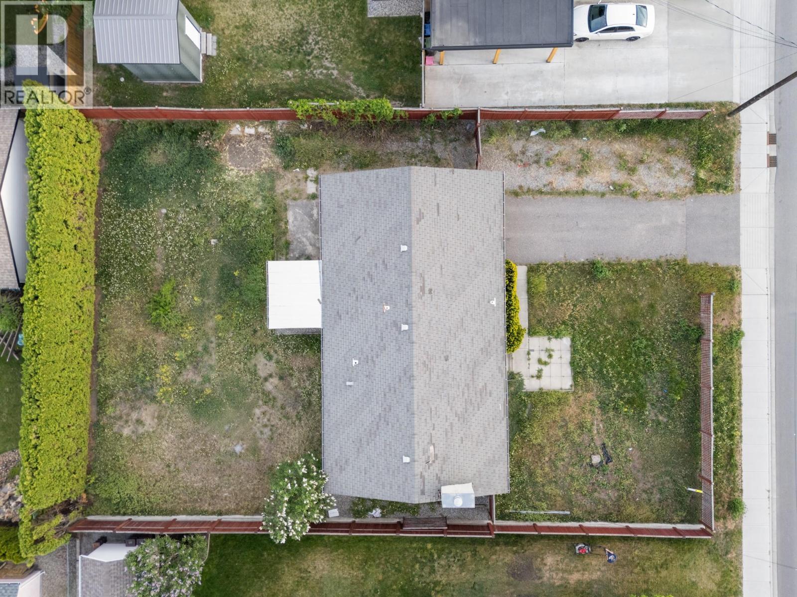 2429 Ethel Street, Kelowna, British Columbia  V1Y 3A4 - Photo 4 - 10385023