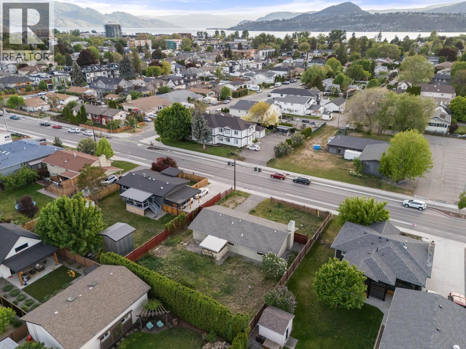 2429 Ethel Street, Kelowna, British Columbia  V1Y 3A4 - Photo 8 - 10385023