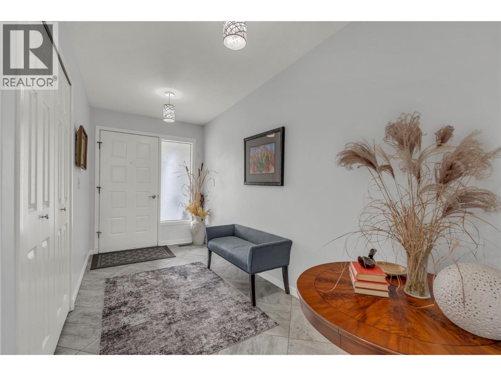 103 Eagle Drive, Kaleden, British Columbia  V0H 1K0 - Photo 4 - 10387045