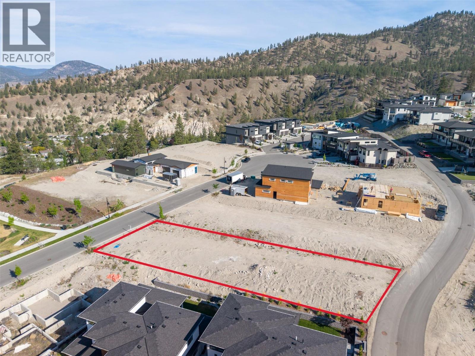110 Deer Place, Penticton, British Columbia  V2A 0J8 - Photo 3 - 10387026