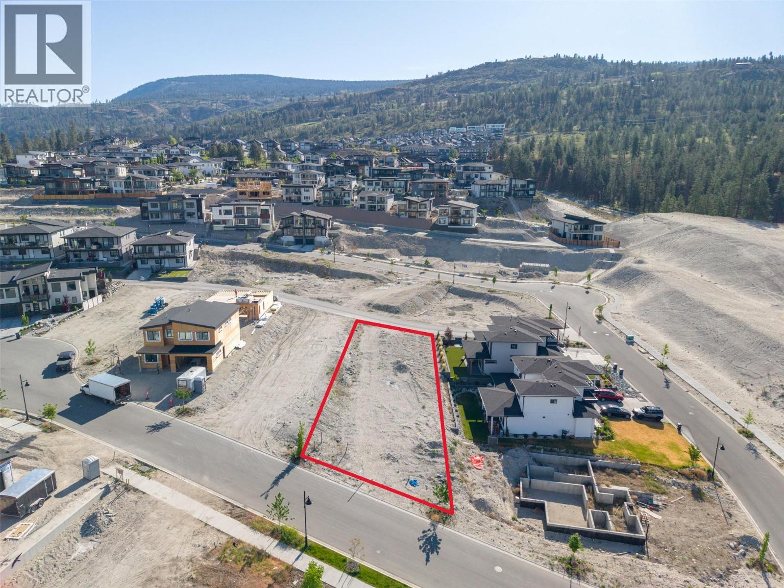 110 Deer Place, Penticton, British Columbia  V2A 0J8 - Photo 5 - 10387026