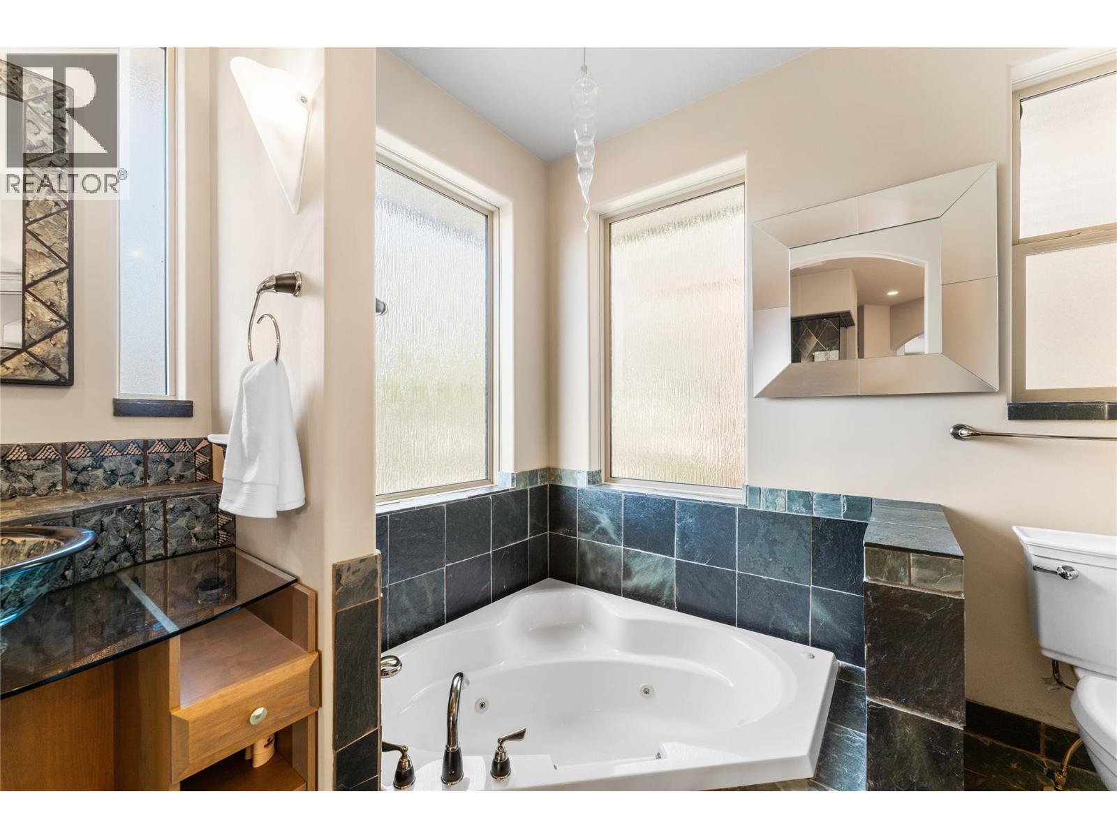 1778 Vineyard Drive, Kelowna, British Columbia  V4T 2W7 - Photo 23 - 10386585