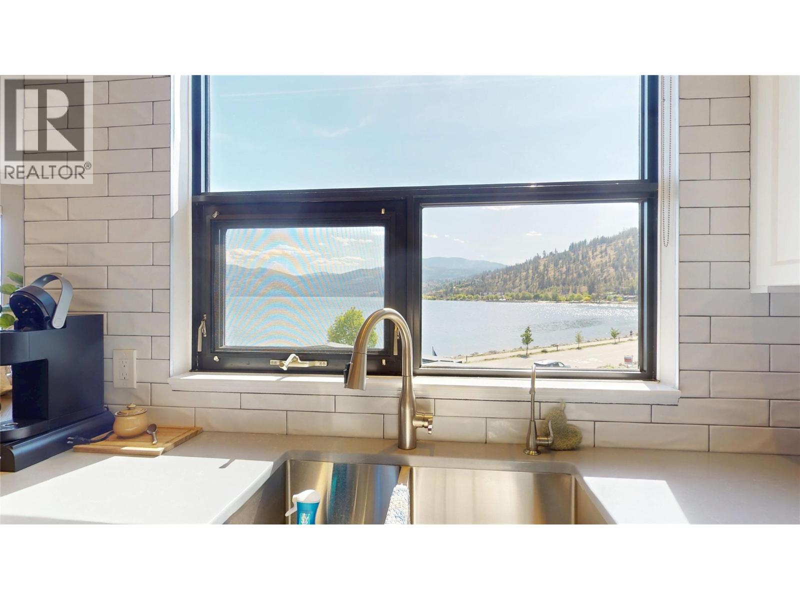 4200 Beach Avenue Unit# 305, Peachland, British Columbia  V0H 1X6 - Photo 8 - 10387024