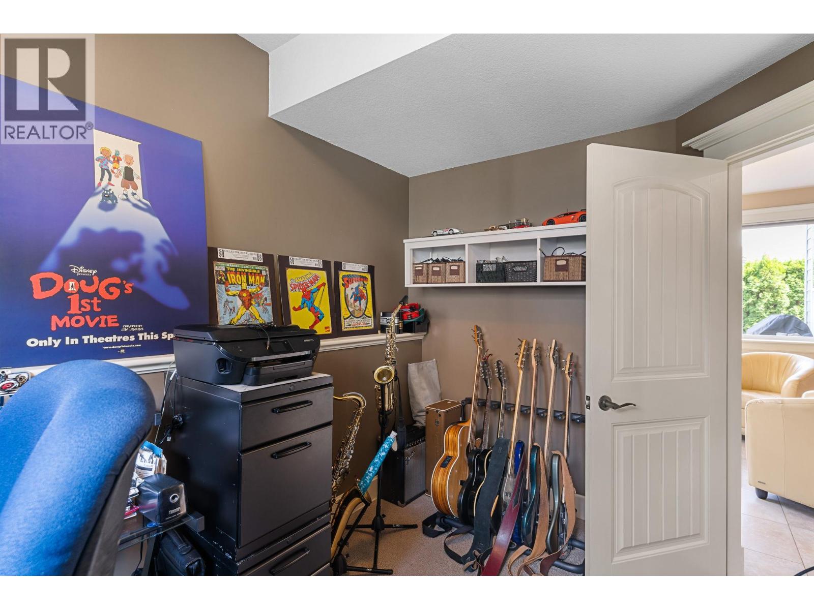 1011 Foothills Court, Vernon, British Columbia  V1B 3Z5 - Photo 20 - 10387000
