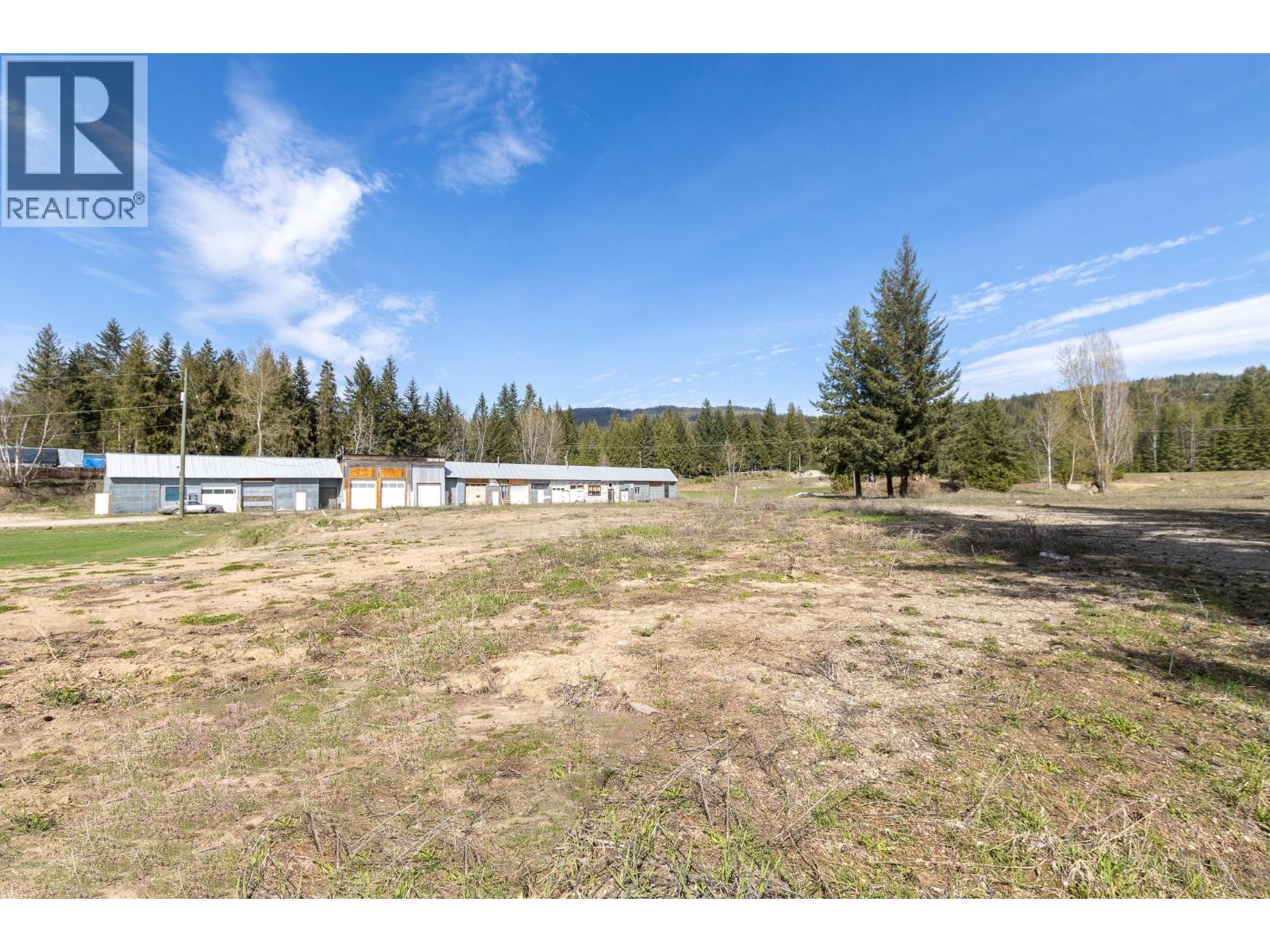 5755 Mellor Frontage Road, Salmon Arm, British Columbia  V1E 2R1 - Photo 10 - 10386715