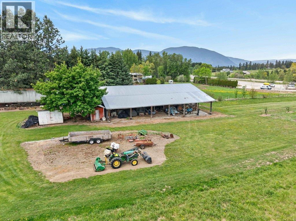 3930 10 Avenue Ne, Salmon Arm, British Columbia  V1E 2S2 - Photo 4 - 10386377