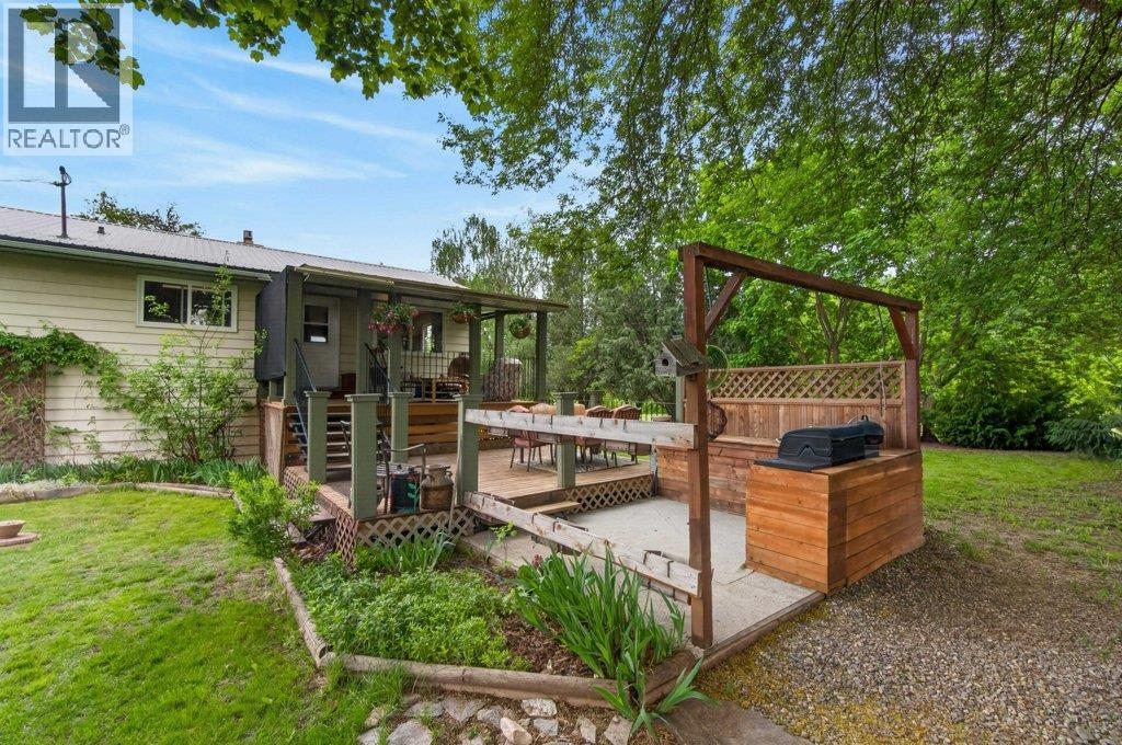 3930 10 Avenue Ne, Salmon Arm, British Columbia  V1E 2S2 - Photo 46 - 10386377