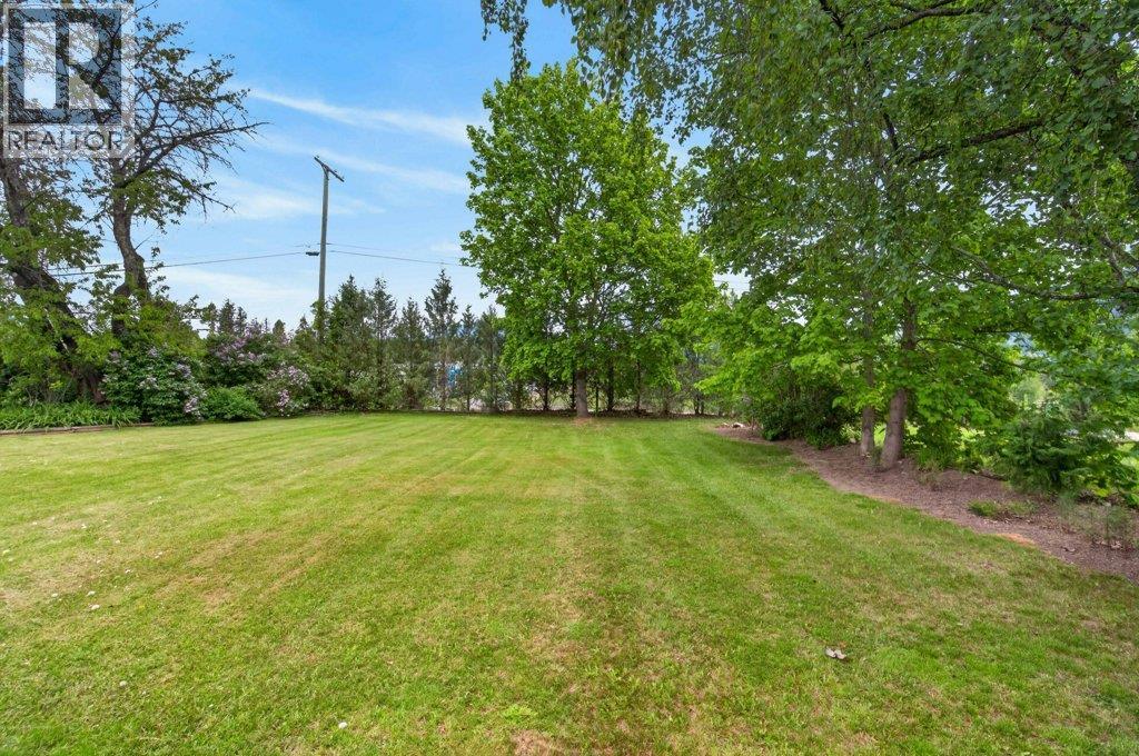 3930 10 Avenue Ne, Salmon Arm, British Columbia  V1E 2S2 - Photo 50 - 10386377