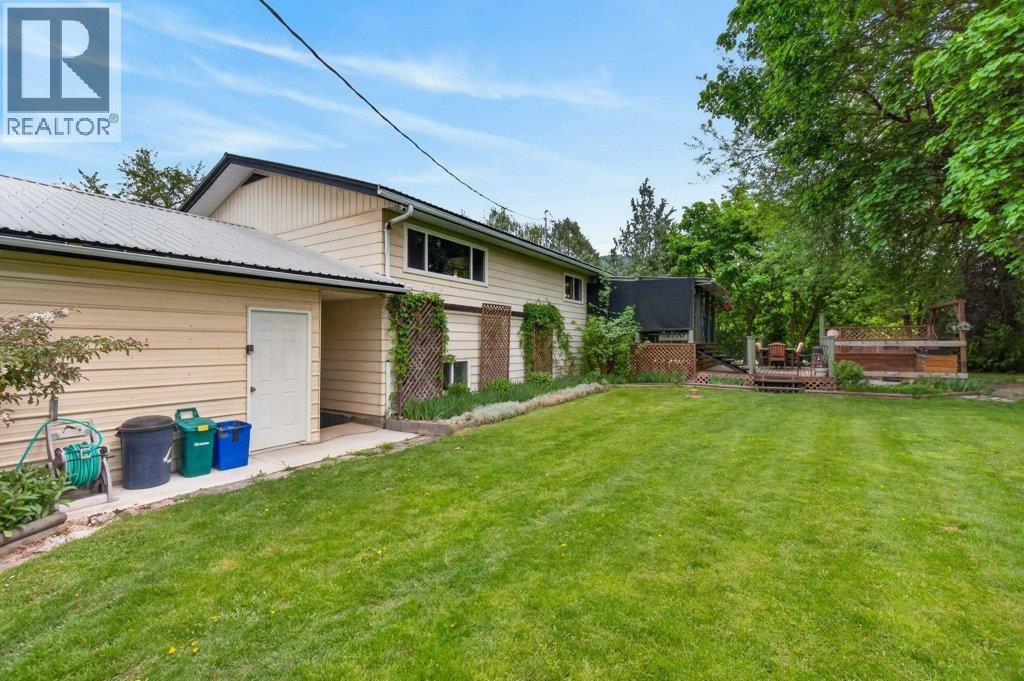 3930 10 Avenue Ne, Salmon Arm, British Columbia  V1E 2S2 - Photo 69 - 10386377