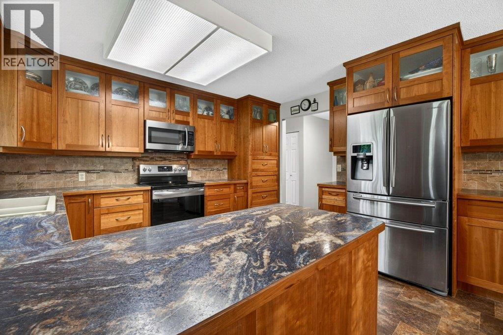 3930 10 Avenue Ne, Salmon Arm, British Columbia  V1E 2S2 - Photo 7 - 10386377