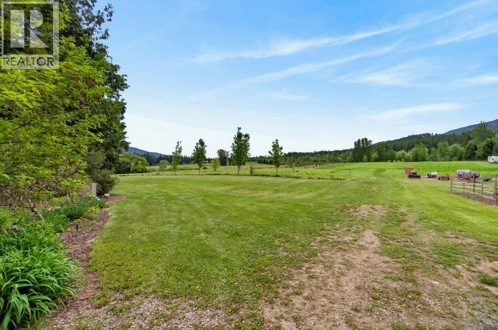 3930 10 Avenue Ne, Salmon Arm, British Columbia  V1E 2S2 - Photo 71 - 10386377