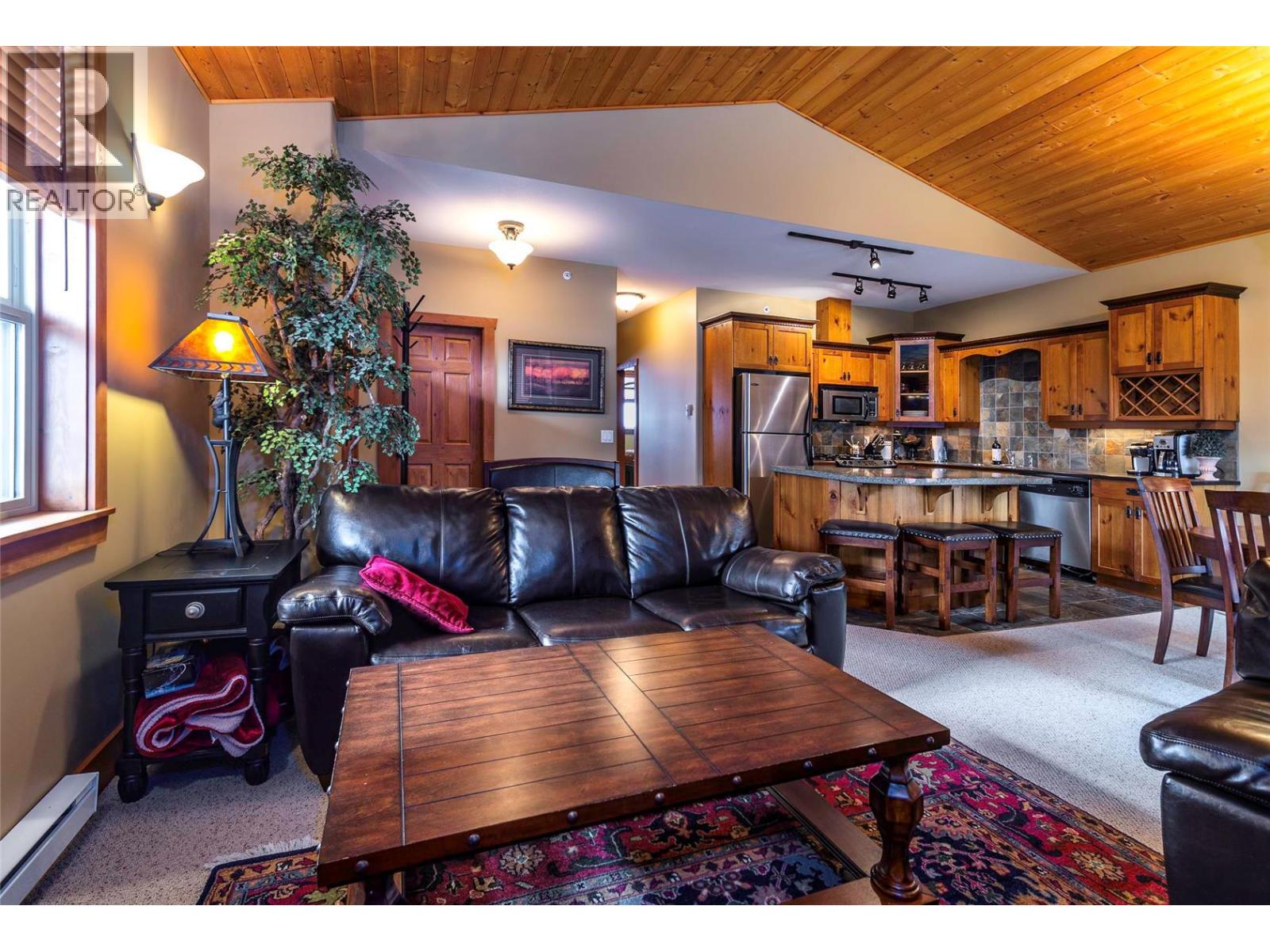 5940 Snowpines Way Unit# 12, Big White, British Columbia  V1P 1P3 - Photo 13 - 10386994
