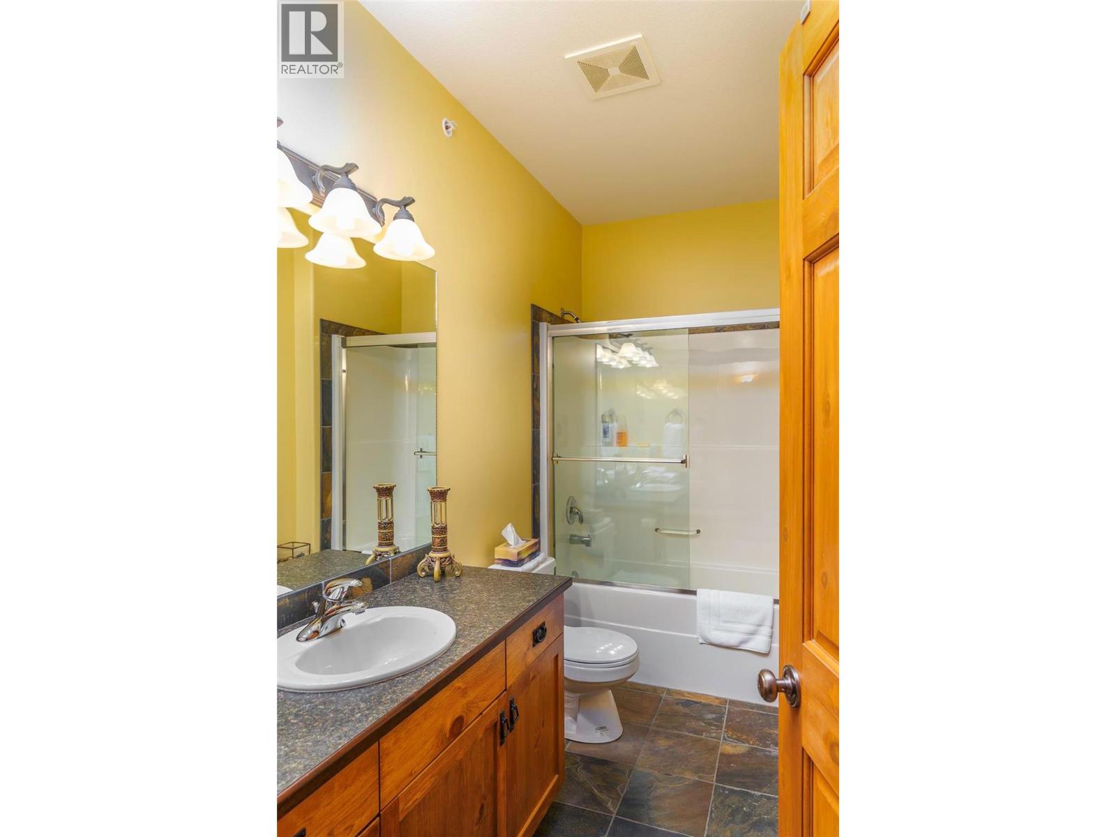 5940 Snowpines Way Unit# 12, Big White, British Columbia  V1P 1P3 - Photo 6 - 10386994