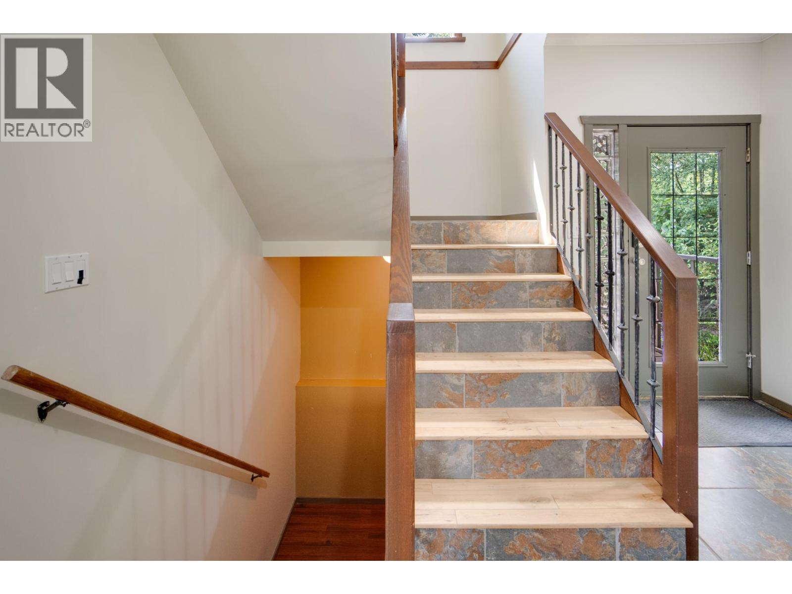 1533 Woodland Drive, Castlegar, British Columbia  V1N 4J4 - Photo 37 - 10386824