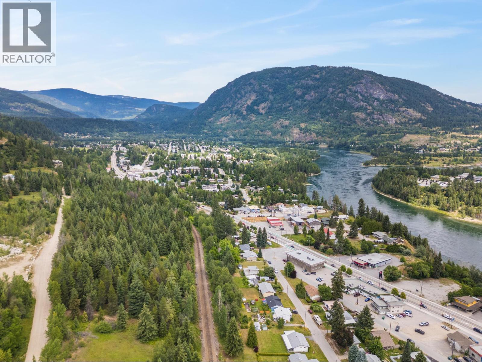 1533 Woodland Drive, Castlegar, British Columbia  V1N 4J4 - Photo 67 - 10386824