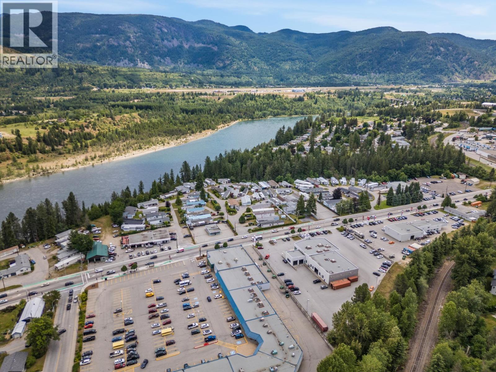 1533 Woodland Drive, Castlegar, British Columbia  V1N 4J4 - Photo 70 - 10386824
