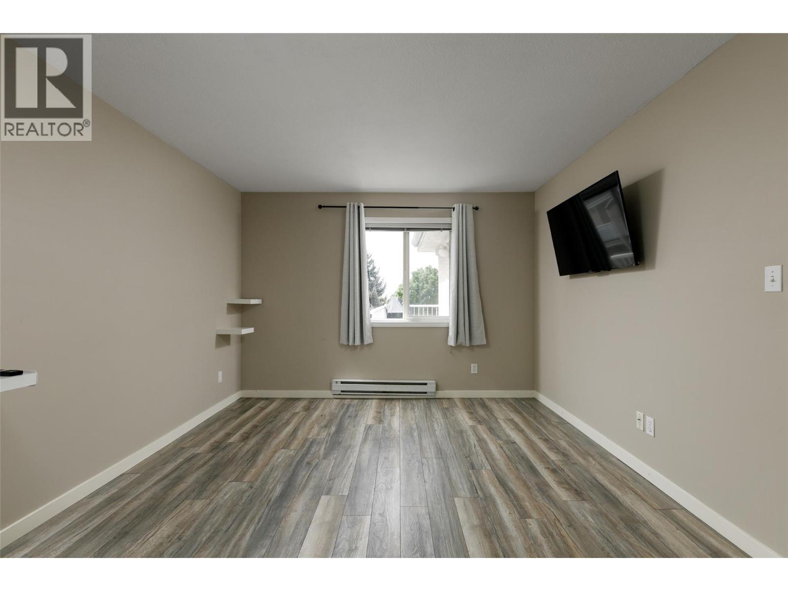 400 Sutton Crescent Unit# 313, Kelowna, British Columbia  V1V 1Y3 - Photo 15 - 10386048