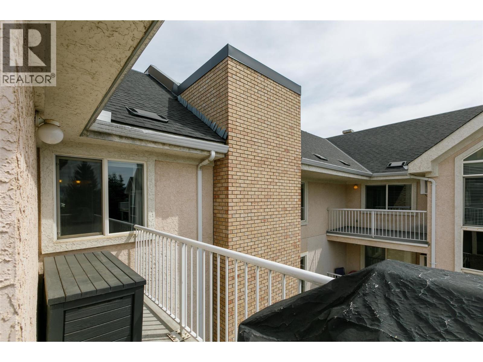400 Sutton Crescent Unit# 313, Kelowna, British Columbia  V1V 1Y3 - Photo 3 - 10386048