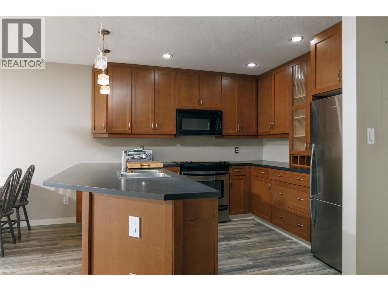 400 Sutton Crescent Unit# 313, Kelowna, British Columbia  V1V 1Y3 - Photo 9 - 10386048