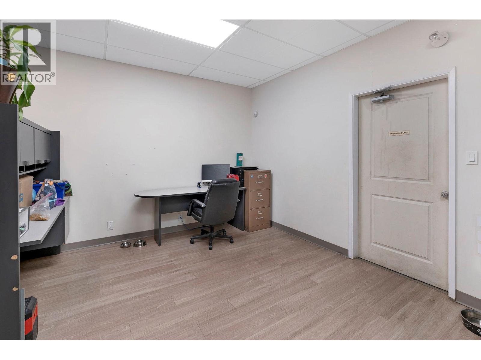 242 Haynes Street, Penticton, British Columbia  V2A 5R9 - Photo 10 - 10387039