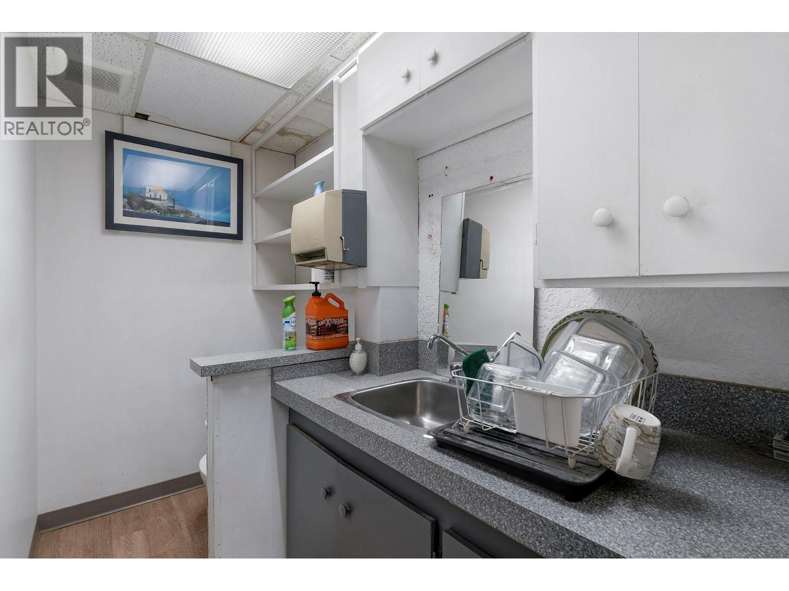 242 Haynes Street, Penticton, British Columbia  V2A 5R9 - Photo 16 - 10387039