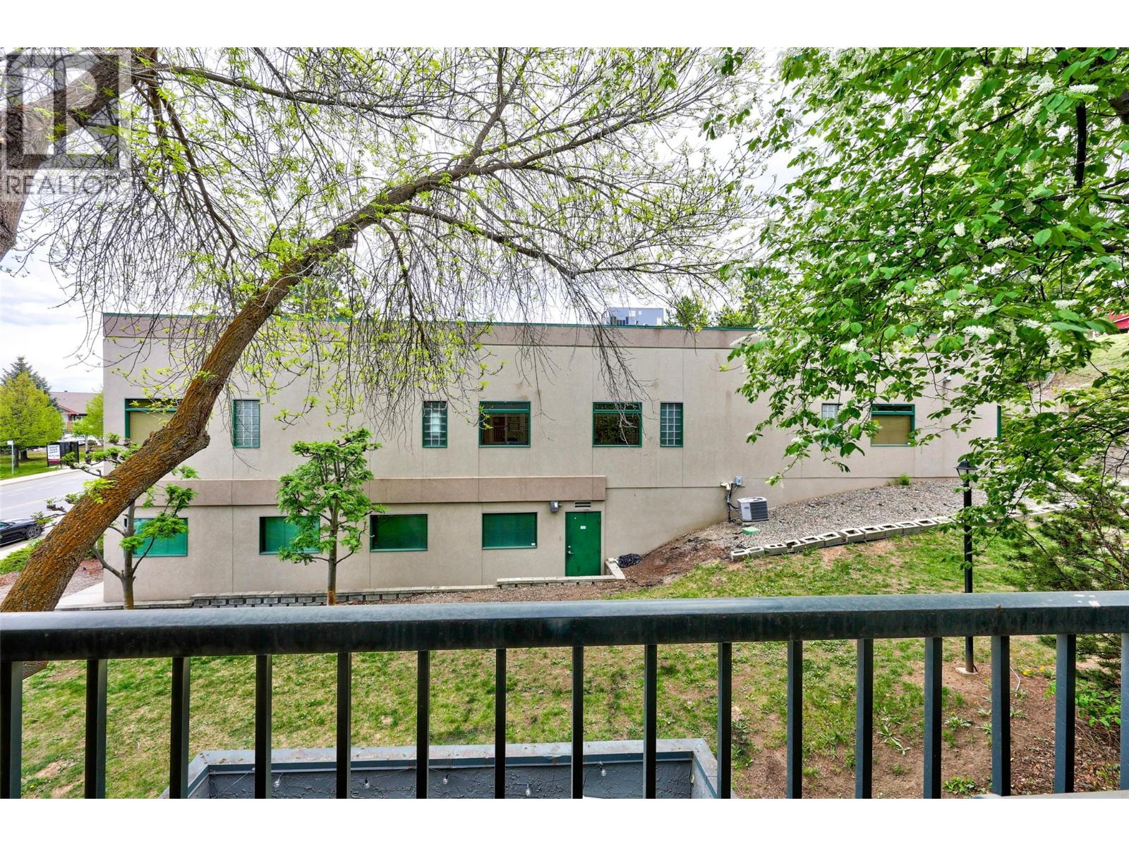 1221 Hugh Allan Drive Unit# 2, Kamloops, British Columbia  V1S 1M7 - Photo 12 - 10387020