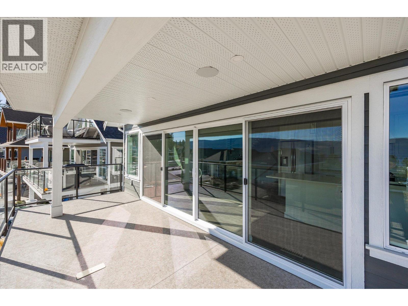 6842 Madrid Way, Kelowna, British Columbia  V1Z 3R8 - Photo 18 - 10386935