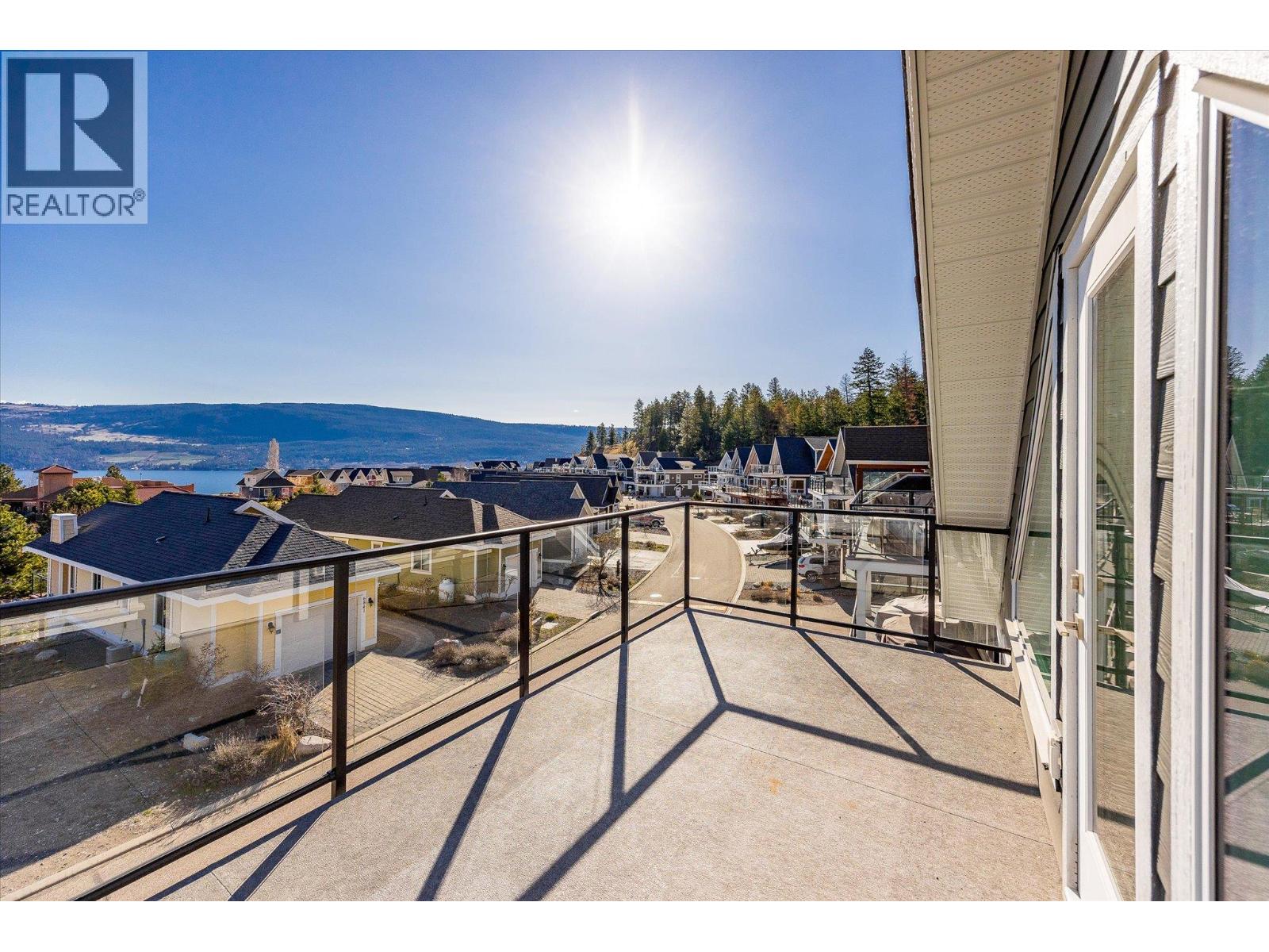6842 Madrid Way, Kelowna, British Columbia  V1Z 3R8 - Photo 28 - 10386935