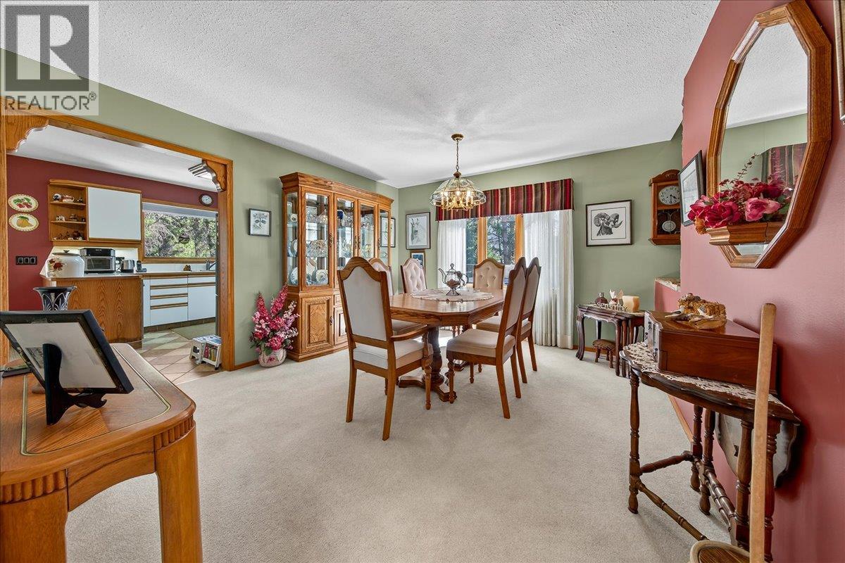 4551 Columbia View Road, Fairmont Hot Springs, British Columbia  V0B 1L2 - Photo 11 - 10386885