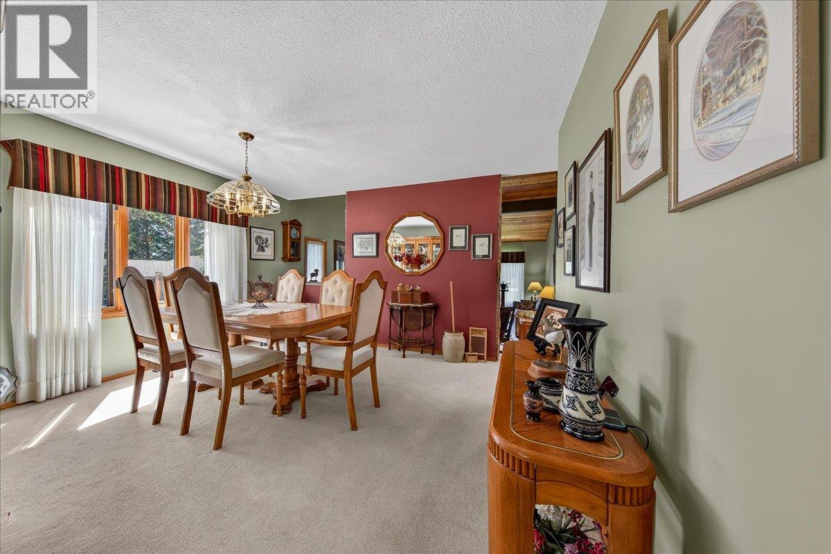 4551 Columbia View Road, Fairmont Hot Springs, British Columbia  V0B 1L2 - Photo 12 - 10386885