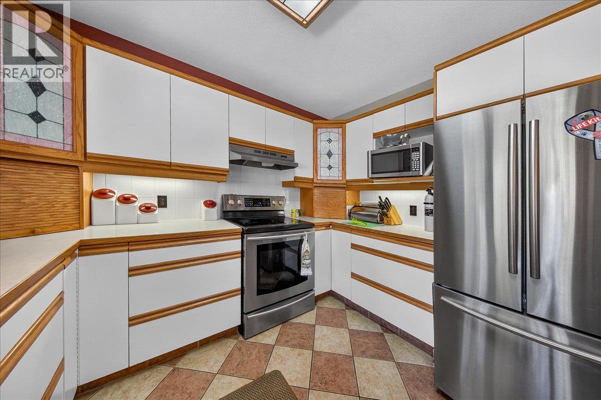 4551 Columbia View Road, Fairmont Hot Springs, British Columbia  V0B 1L2 - Photo 15 - 10386885