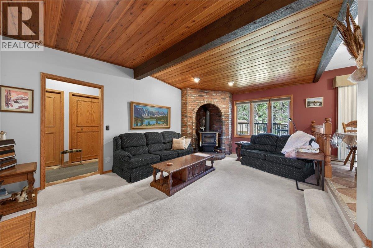 4551 Columbia View Road, Fairmont Hot Springs, British Columbia  V0B 1L2 - Photo 18 - 10386885