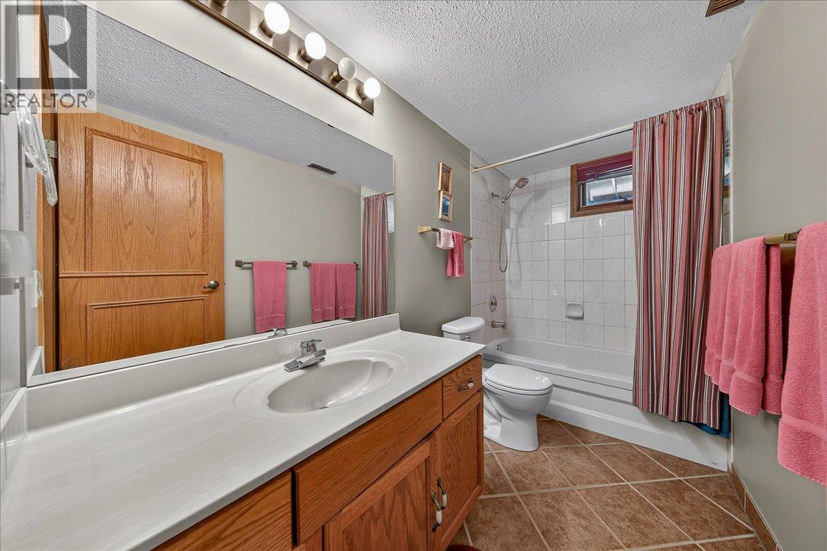 4551 Columbia View Road, Fairmont Hot Springs, British Columbia  V0B 1L2 - Photo 33 - 10386885
