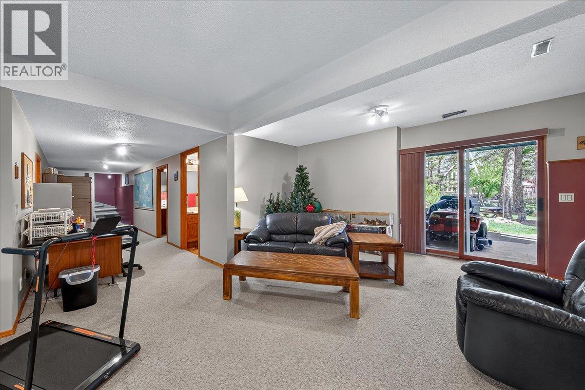 4551 Columbia View Road, Fairmont Hot Springs, British Columbia  V0B 1L2 - Photo 37 - 10386885