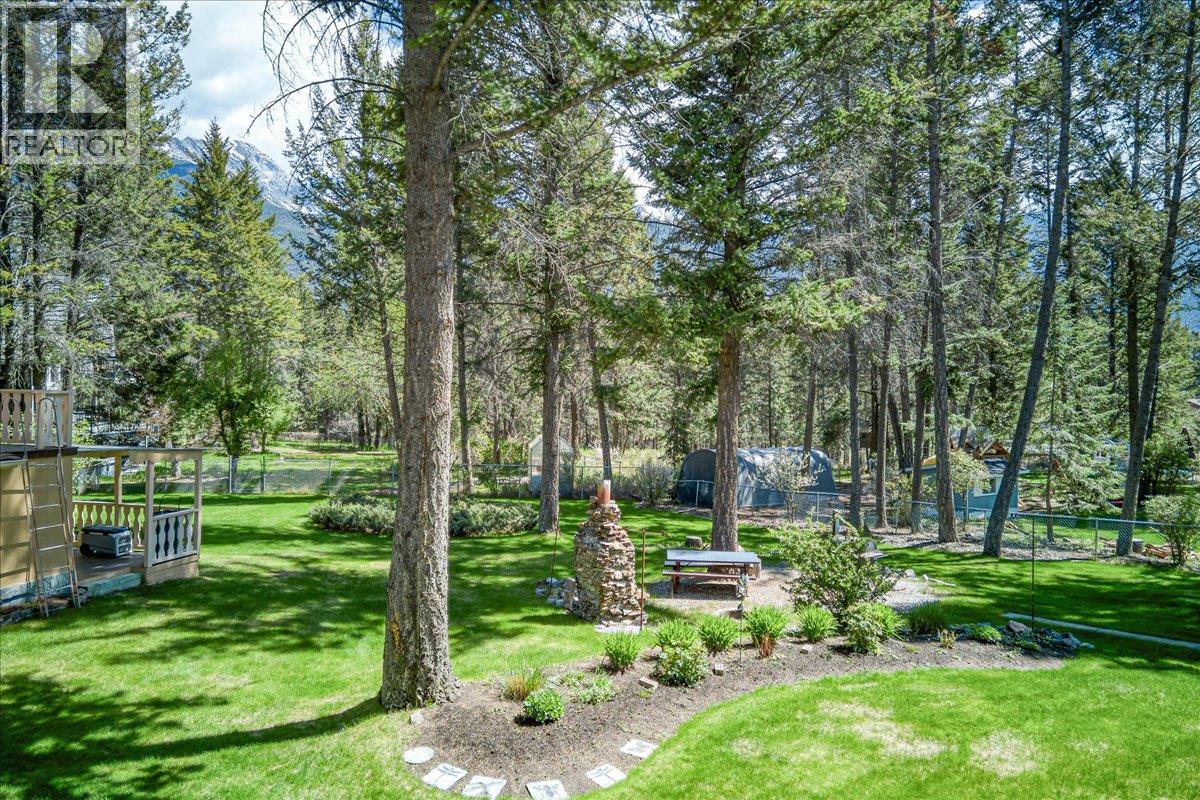 4551 Columbia View Road, Fairmont Hot Springs, British Columbia  V0B 1L2 - Photo 52 - 10386885