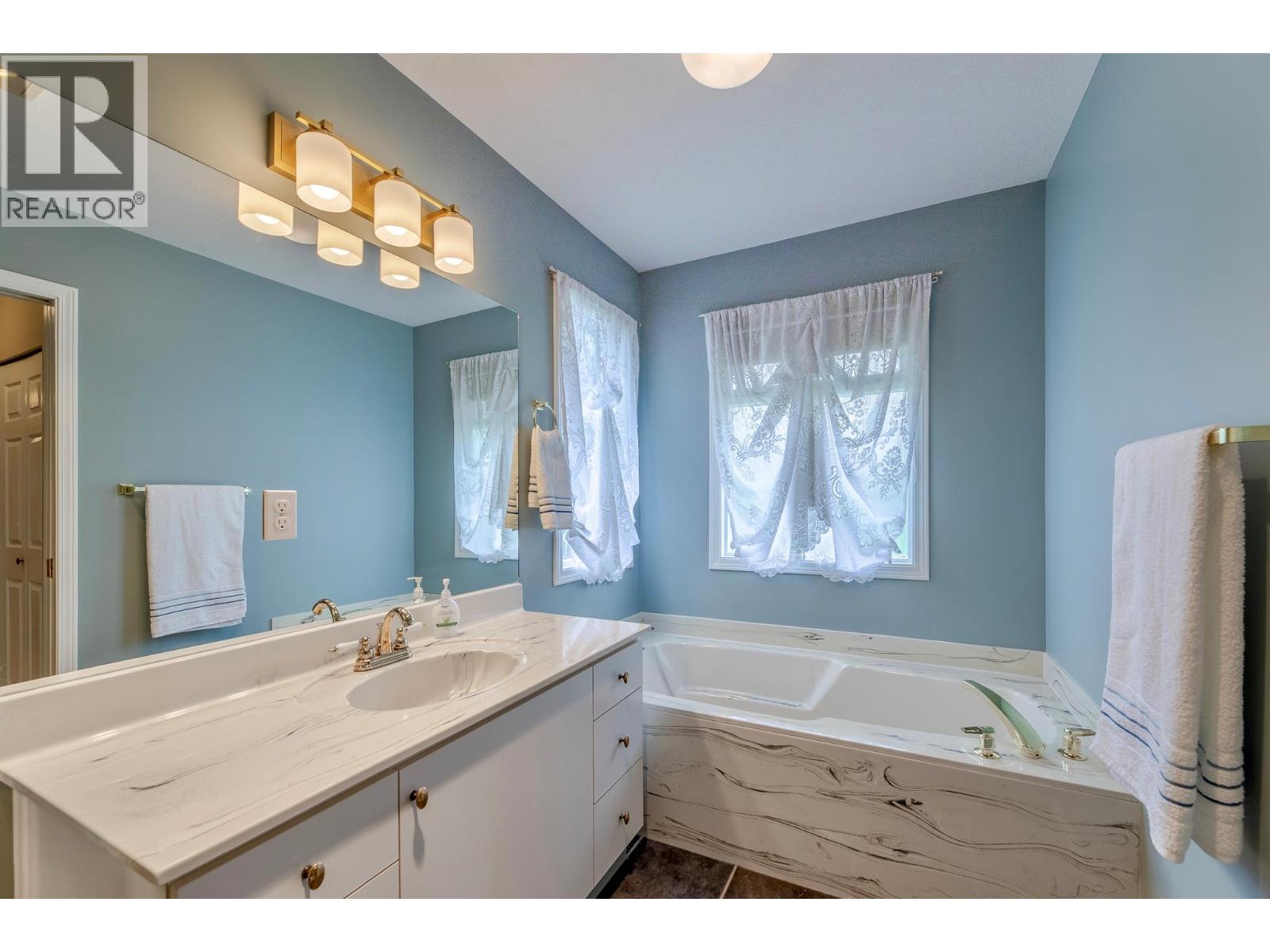126 Brentview Place, Penticton, British Columbia  V2A 8H2 - Photo 24 - 10386767