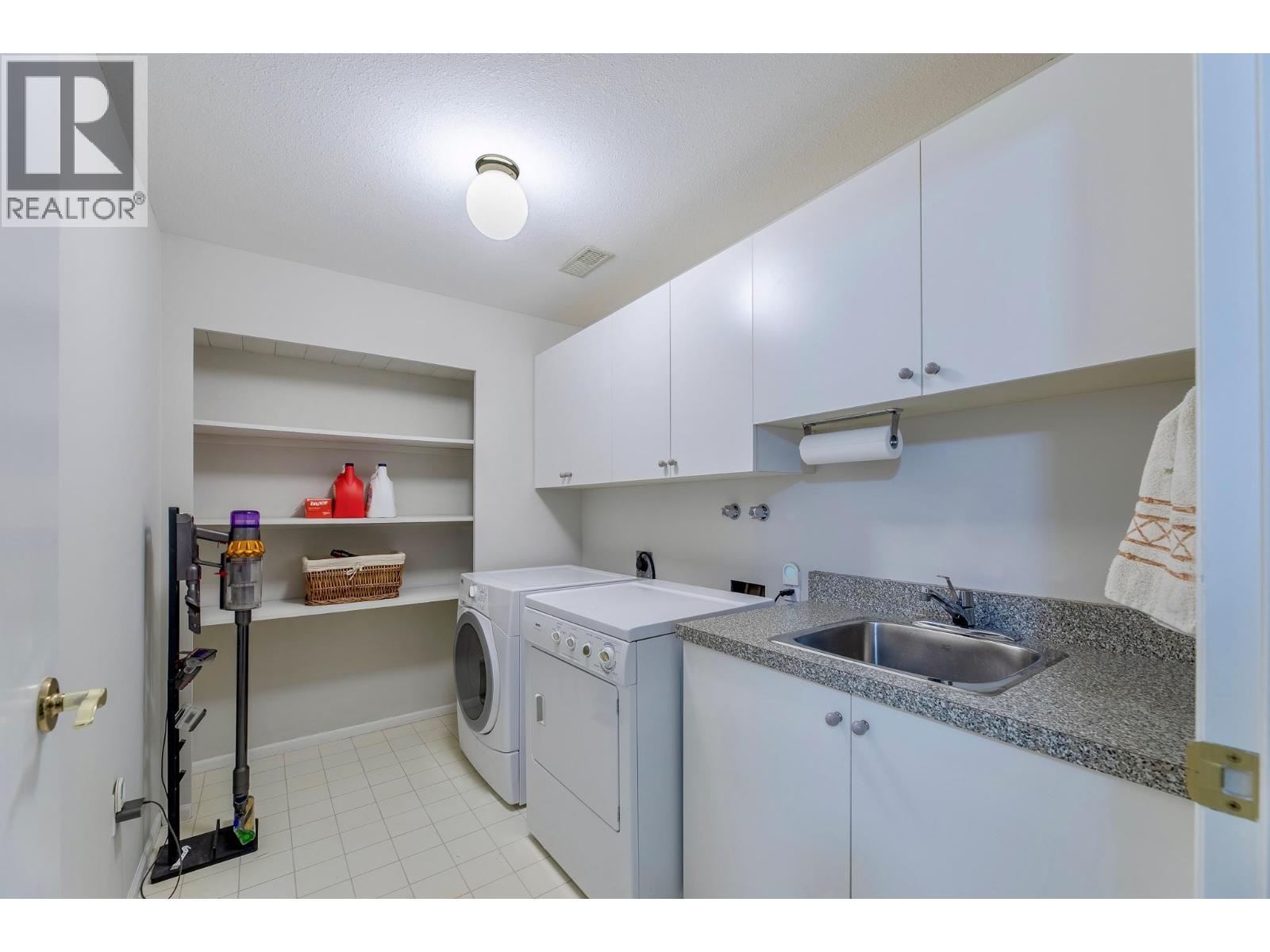 126 Brentview Place, Penticton, British Columbia  V2A 8H2 - Photo 38 - 10386767
