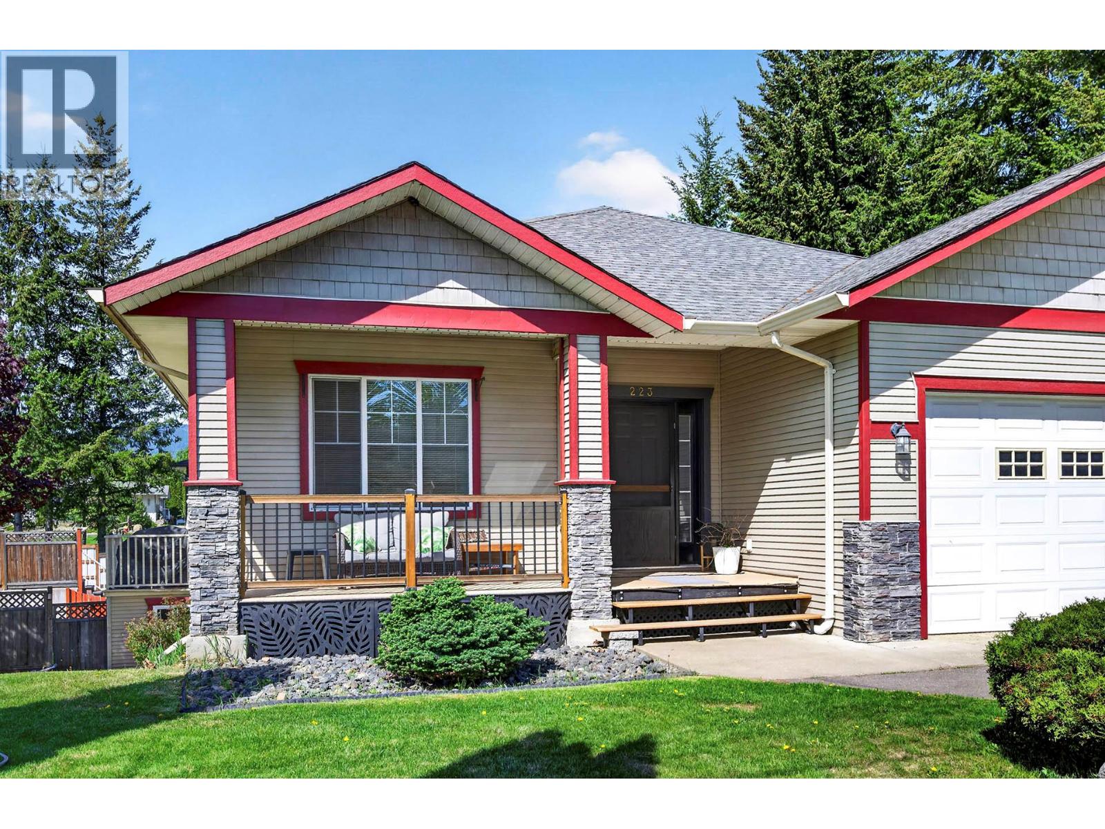 223 Murtle Road, Clearwater, British Columbia  V0E 1N2 - Photo 2 - 10386982