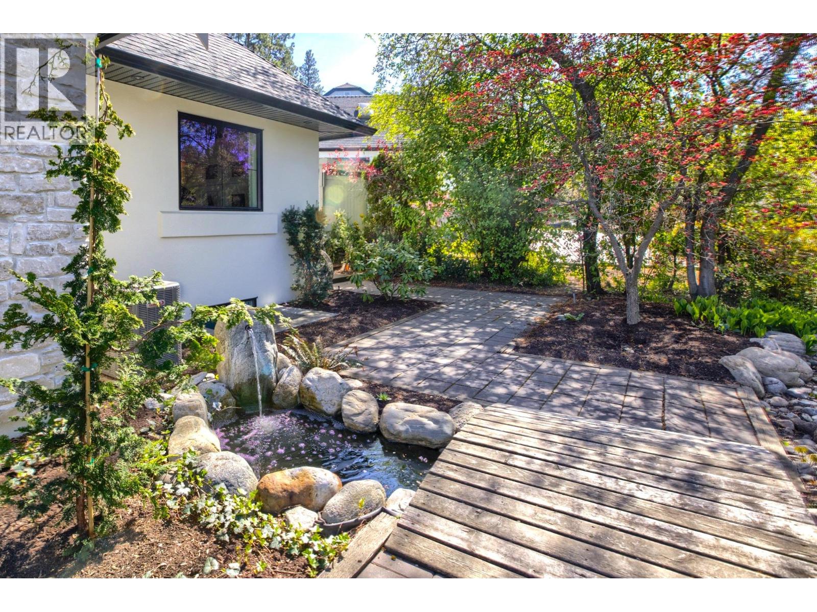 2635 Oreilly Road, Kelowna, British Columbia  V1W 2X9 - Photo 8 - 10384319