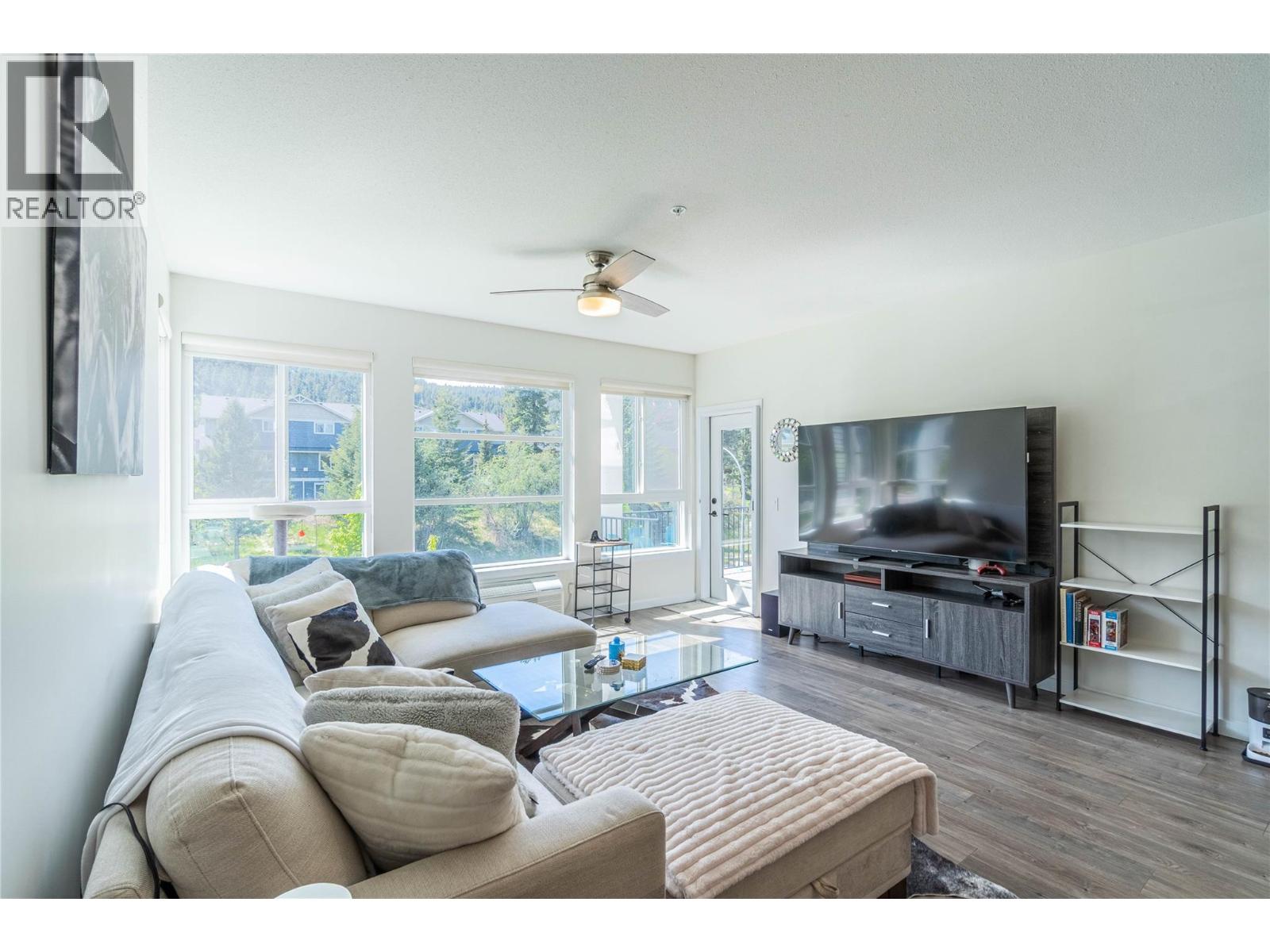 1880 Hugh Allan Drive Unit# 312, Kamloops, British Columbia  V1S 0E8 - Photo 3 - 10387097