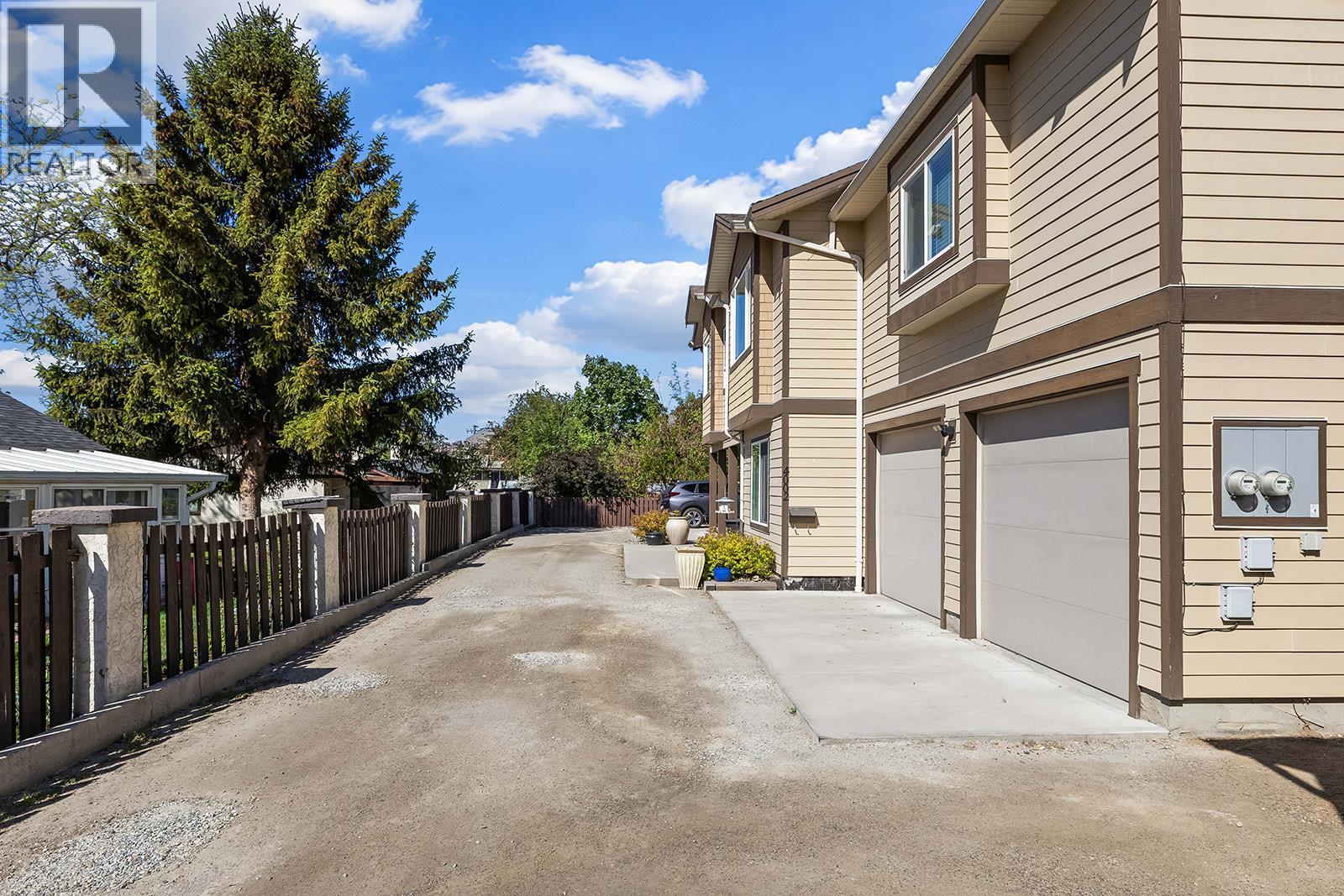 4002 25 Street, Vernon, British Columbia  V1T 4R7 - Photo 2 - 10386714