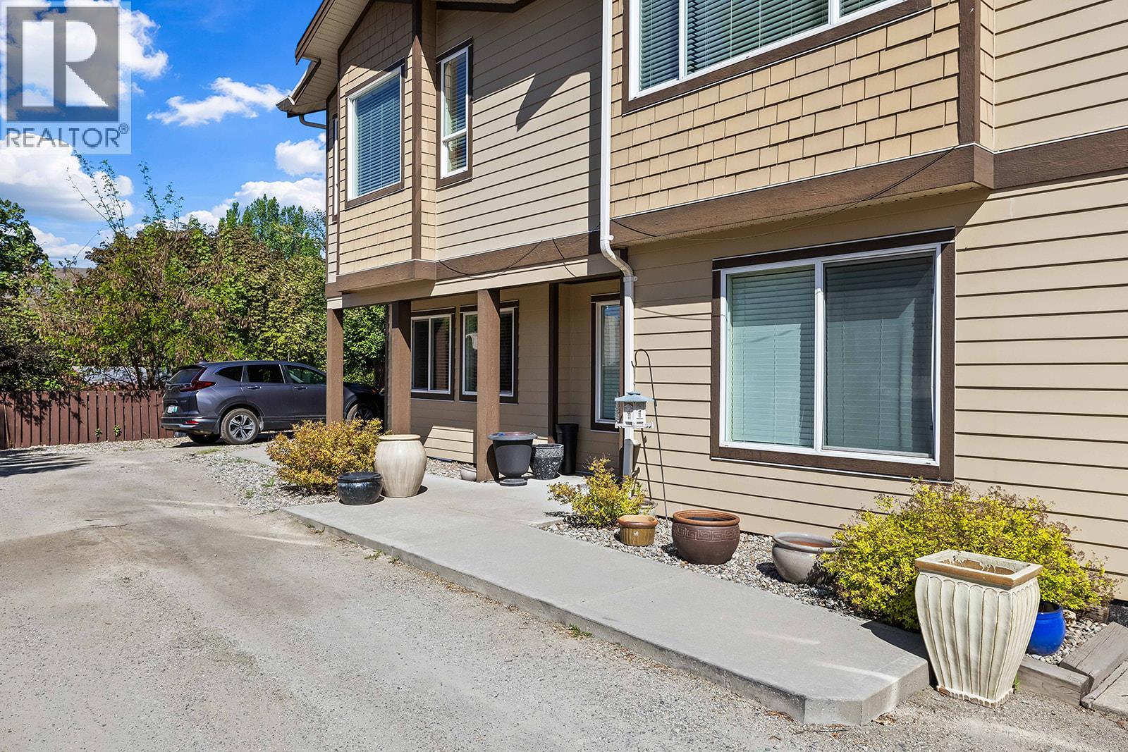 4002 25 Street, Vernon, British Columbia  V1T 4R7 - Photo 3 - 10386714