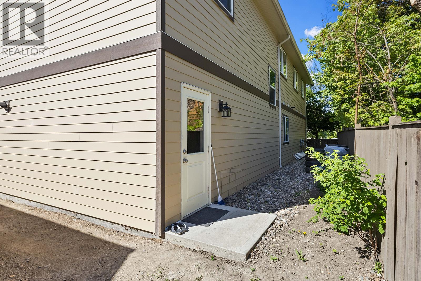 4002 25 Street, Vernon, British Columbia  V1T 4R7 - Photo 31 - 10386714